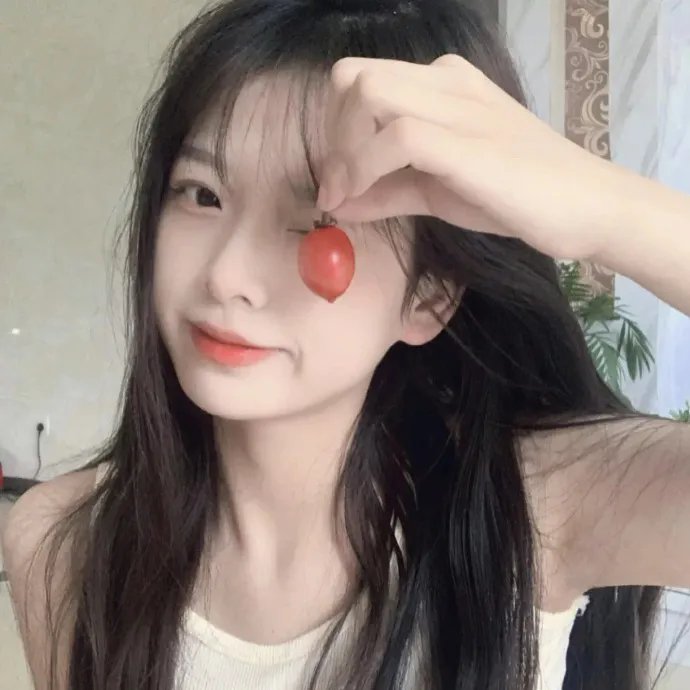 与一位女士合影